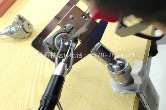 衢州开锁学校教的内容全面吗？